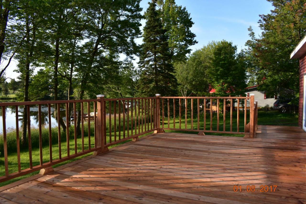 Domaine Henri-Daze Villa Saint-Pierre-Baptiste Buitenkant foto